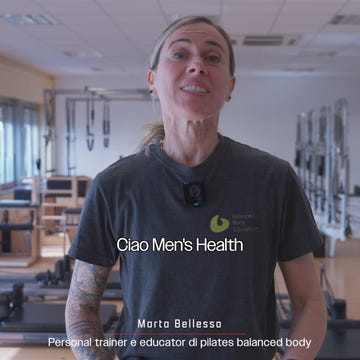 Gambe e glutei potenti con l’allenamento di Marta Bellesso, misto tra allenamento funzionale e pilates moderno