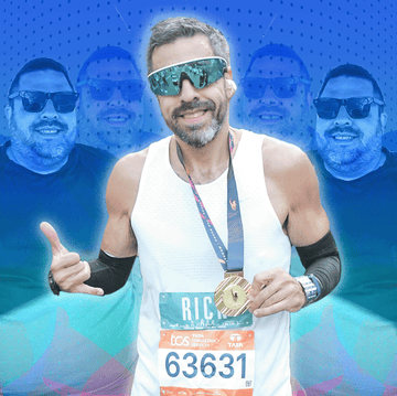 before and after of obese man and muscular fit man holding a medal from marathon